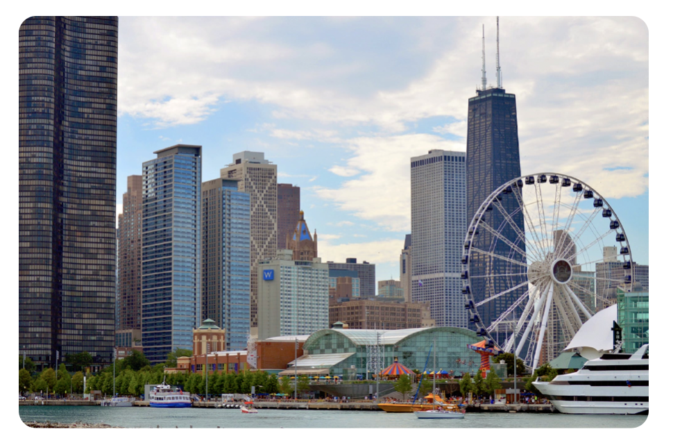 Chicago com a Navy Pier e a roda-gigante ao fundo