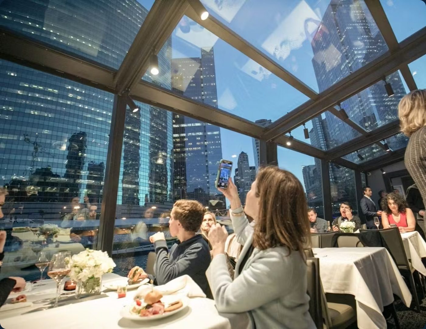 Cruzeiro com Jantar no Rio Chicago